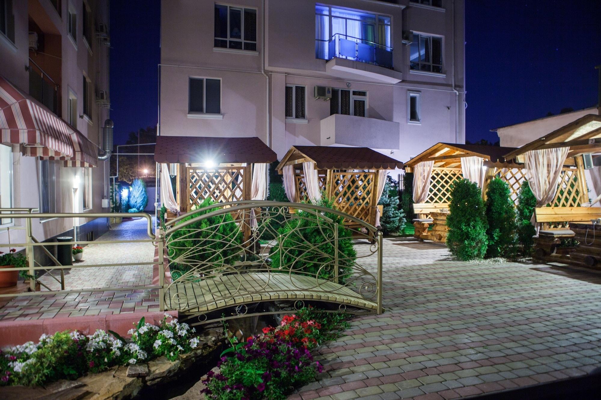 Klassik Hotel 키시나우 외부 사진