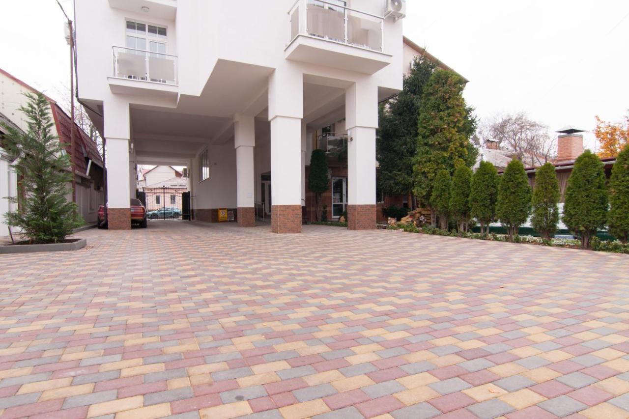 Klassik Hotel 키시나우 외부 사진